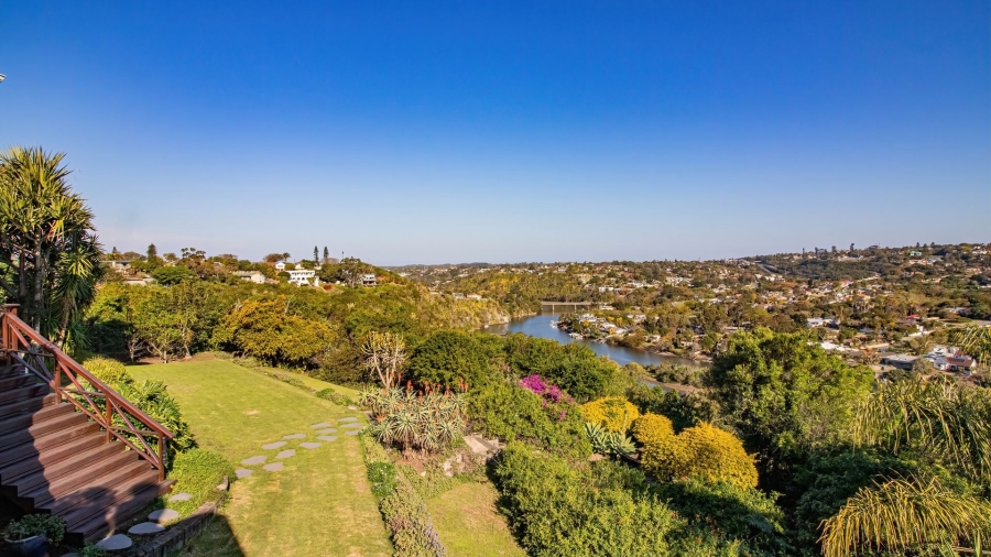 5 Bedroom Property for Sale in Beacon Bay Eastern Cape